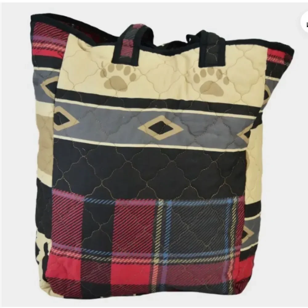 Bear Lodge Printed Reversible King Quilt Set Country Cabin Bonus Tote Bag